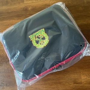 Dixxon “Rasta Travel Kit”